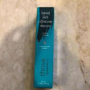 FULL SIZE THRIVE MASCARA COLOR BRYNN